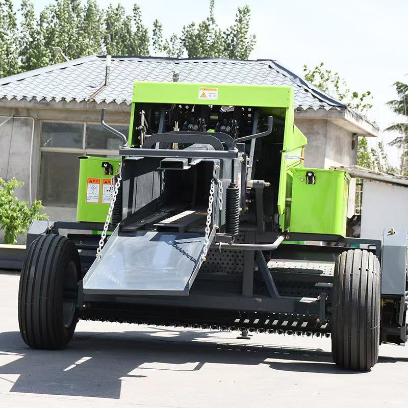 آلة تكديس القش المربعة المتنقل - مراجعة Silage Baler Machine وسعره